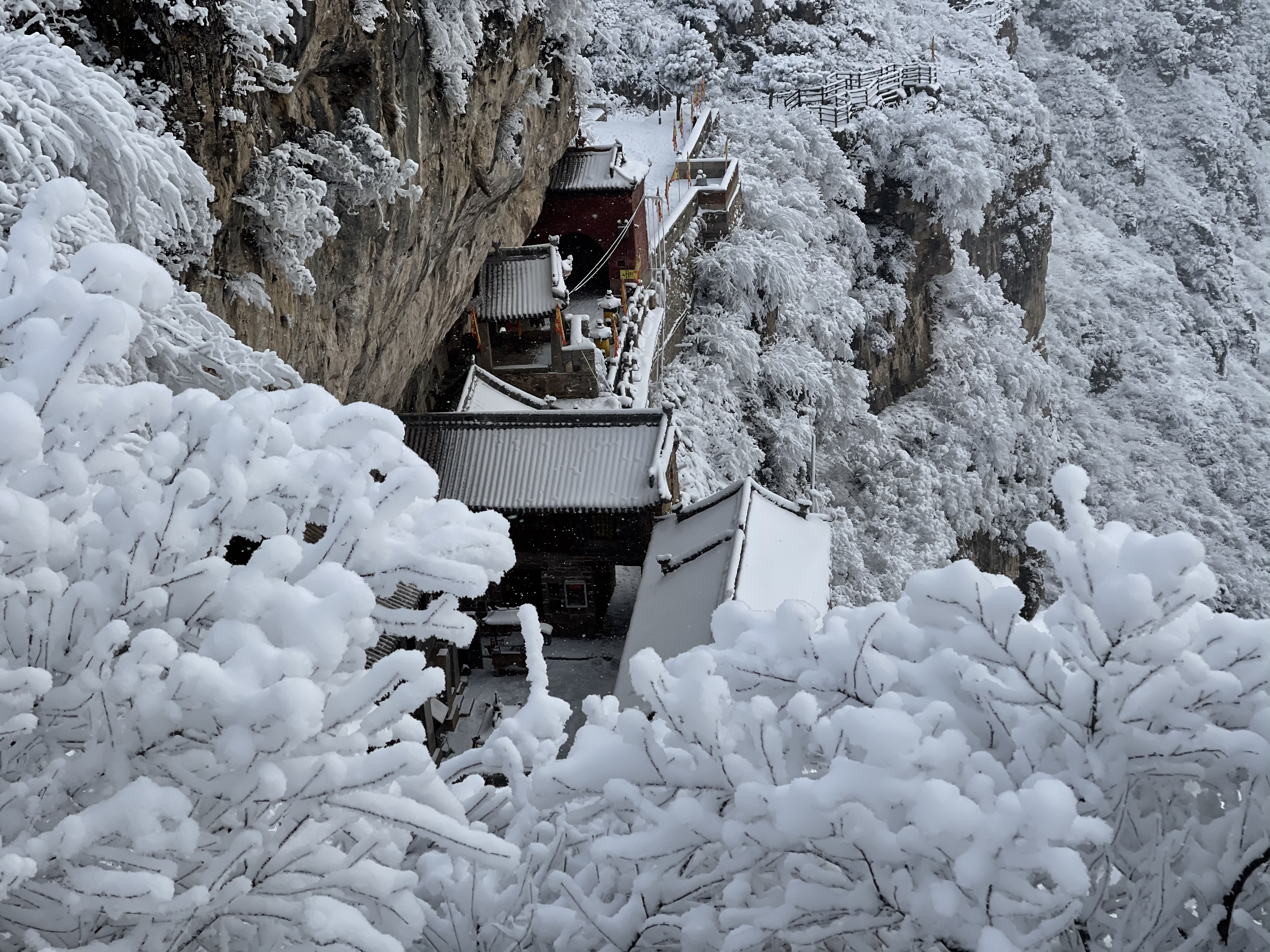 ͼ˵����ح����ѩ�������