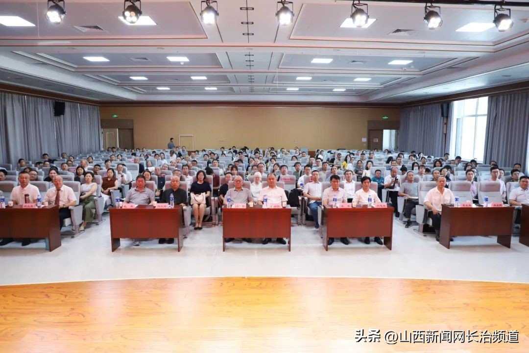 5f928317afb04478bd85cc2940628d26_tplv-tt-origin-web_gif (12).jpg